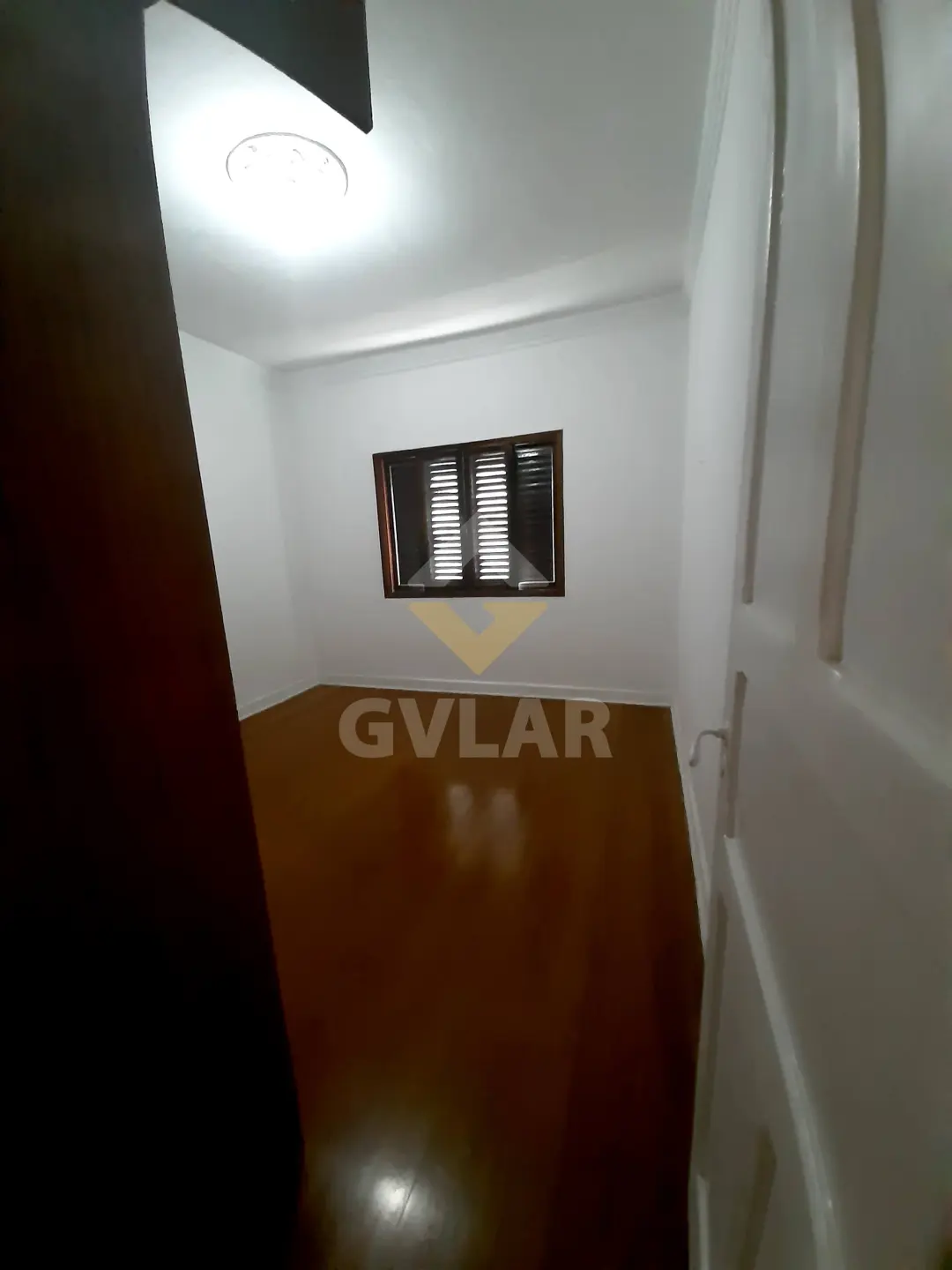 SOBRADO NA MOOCA ÓTIMA LOCALIZAÇÃO - OPORTUNIDADE